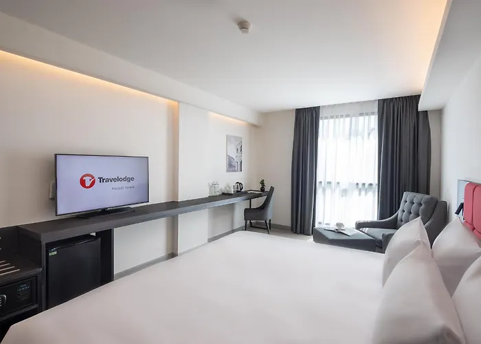 Travelodge Phuket Town