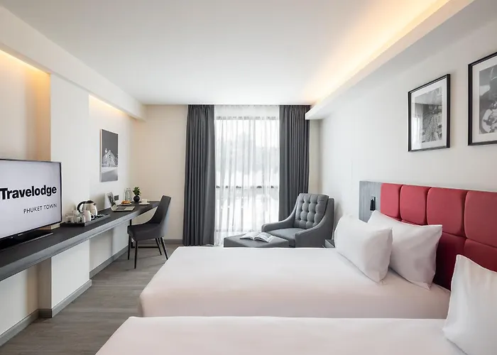 Travelodge Phuket Town