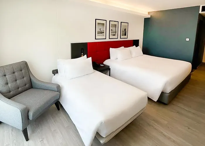 Travelodge Phuket Town